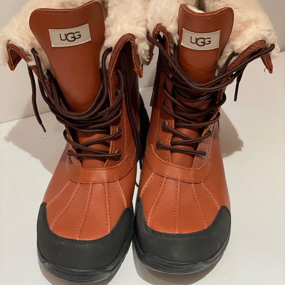 UGG Tan and Cream Shearling men’s boots